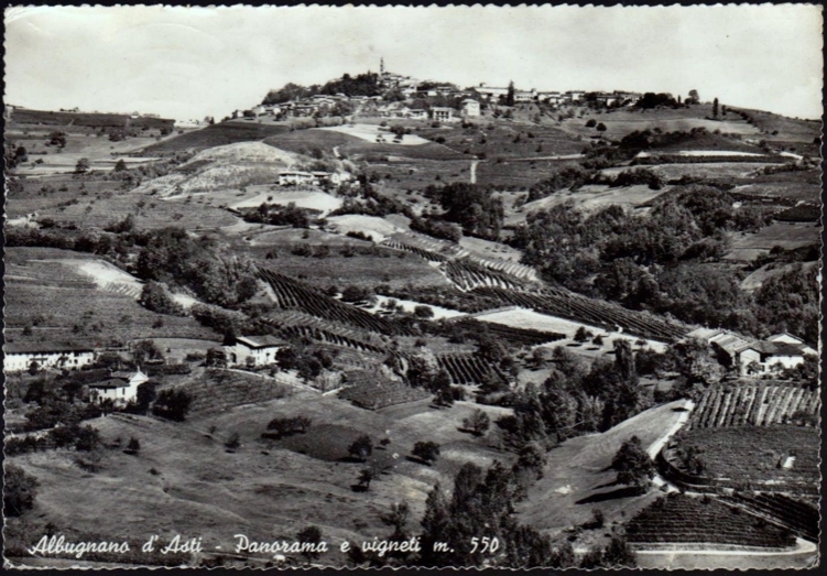 Cartolina di Albugnano e delle sue colline @ Albugnano