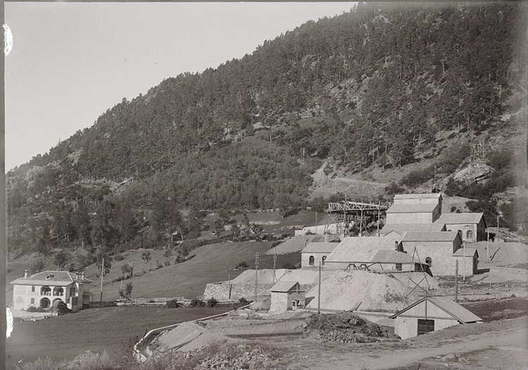 La miniera ai primi del 1900 @ Sito Minerario di Chamousira. Brusson (AO)