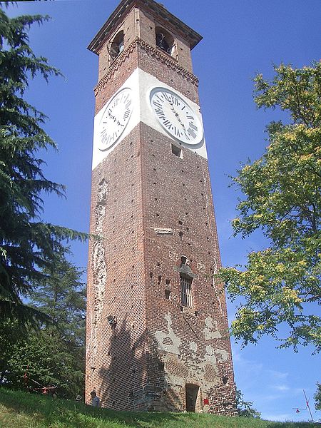 Le torre simbolo di Romano canavese @ Romano Canavese